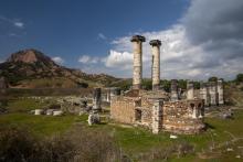 Achaemenid-Ruins-Turkey-1